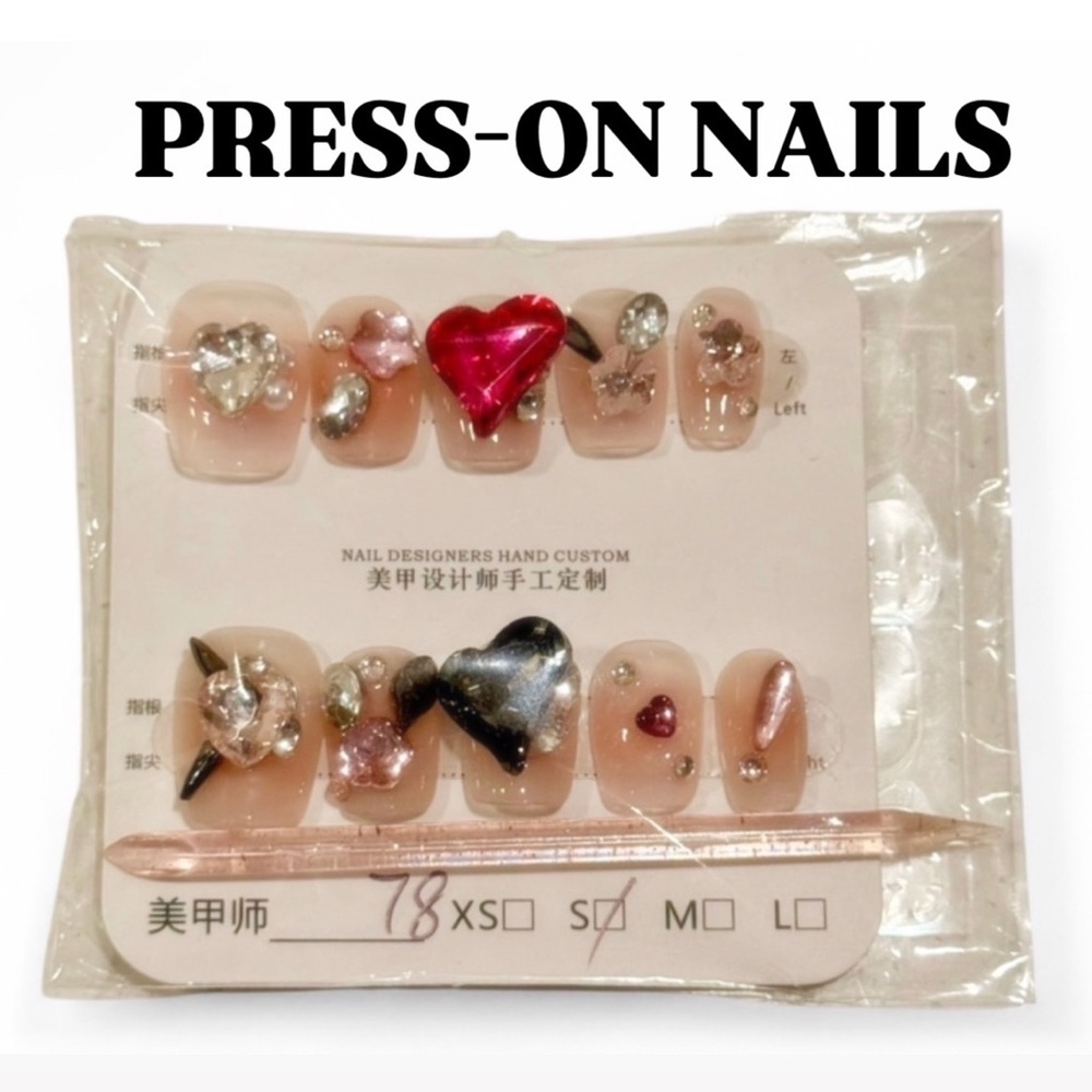 🎁FREE W PURCHASE🎁 Press-On Bejewelled Nails 💅 Nail Art